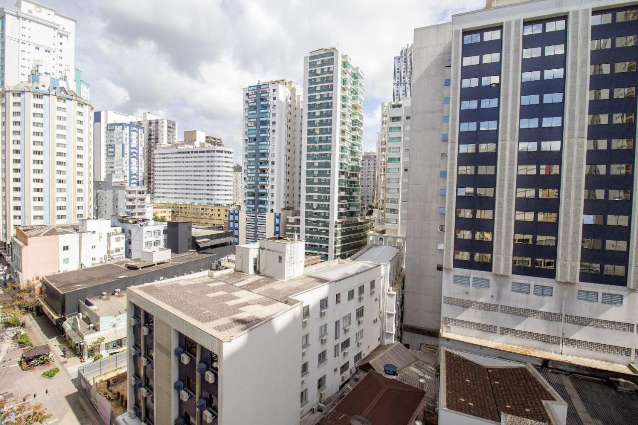 Clr81 - Calcadao, 1 Dorm Climatizado, Garagem Apartment Balneario Camboriu Bagian luar foto